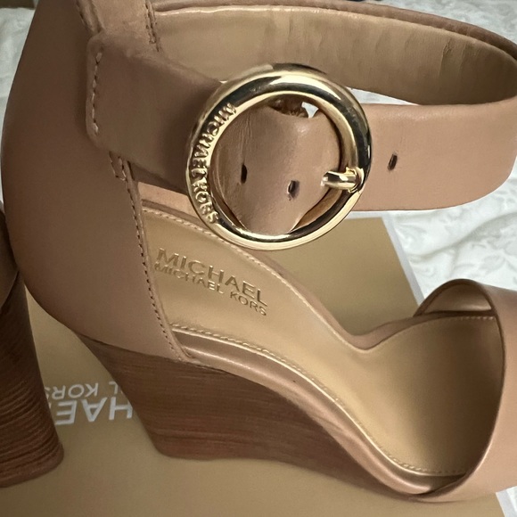Michael by Michael Kors Lena Leather Wedge - Picture 9 of 11